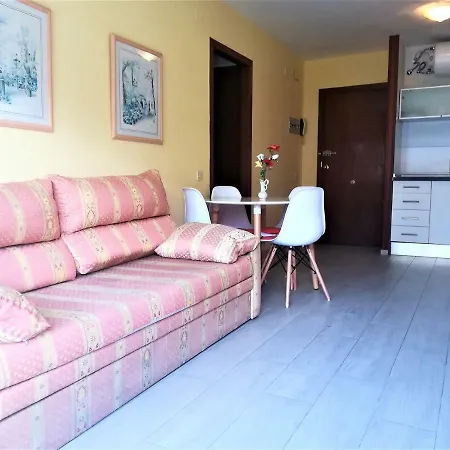 Apartment Amazing Buigas 2 *